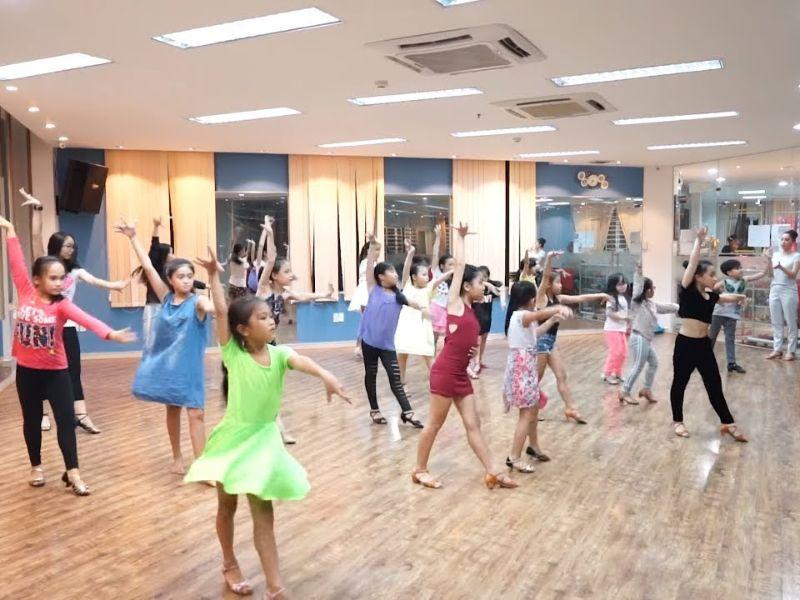 lop-day-khieu-vu-tai-tphcm-1
