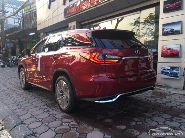 gia-xe-lexus-rx350l-tai-viet-nam